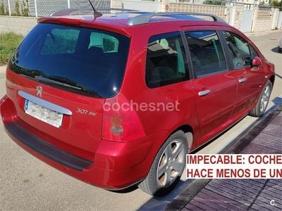 Usado Peugeot 307 90 CV (66 kW) 2004 Rojo Familiar