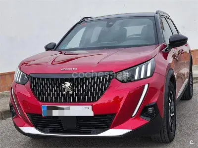 Usado Peugeot 2008 GT 130 CV (95 kW) 2021 Rojo SUV