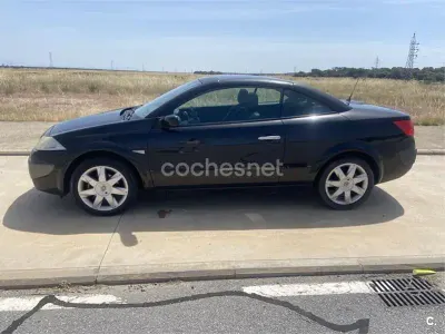 Usado Renault Mégane Cabriolet 110 CV (80 kW) 2008 Negro Descapotable