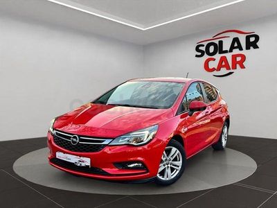 Begagnad Opel Astra Selective 110 HK (80 kW) 2019 Röd Sedan