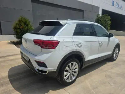 Usado VW T-Roc Advance 115 CV (84 kW) 2019 Blanco SUV