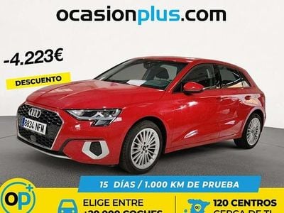 Usado Audi A3 Sportback Advanced 110 CV (80 kW) 2022 Rojo Utilitario