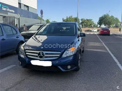 Usado Mercedes B180