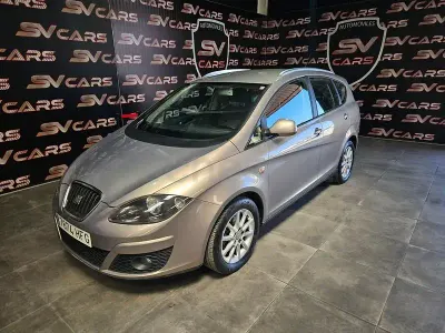 Usado Seat Altea XL Style 140 CV (102 kW) 2011 Beige Monovolumen