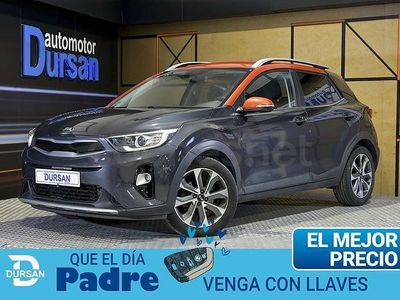 Usado Kia Stonic 110 CV (80 kW) 2018 Gris / plata SUV