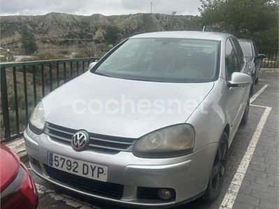 Gris / plata Usado 2006 VW Golf Highline Berlina | 3100 € (Super precio)