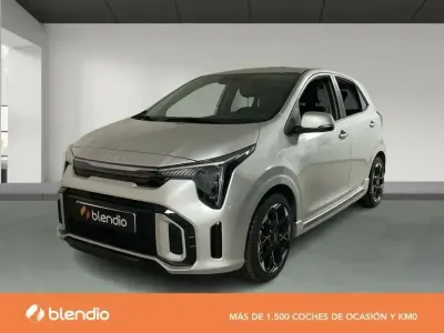 Usado Kia Picanto GT-Line 63 CV (46 kW) 2024 Gris Utilitario