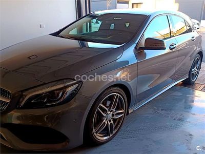 Usado Mercedes A200 AMG line 136 CV (100 kW) 2016 Gris / plata Berlina