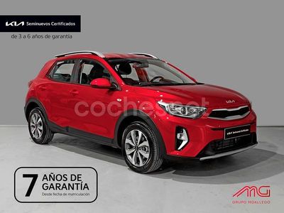 Rojo Usado 2024 Kia Stonic SUV | 18.800 € (Precio justo)