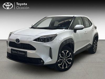 Usado Toyota Yaris Hybrid Active 116 CV (85 kW) 2021 Blanco Berlina