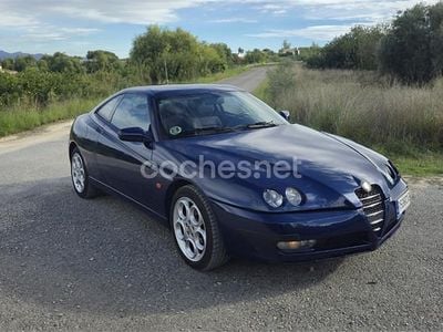 Usado Alfa Romeo GTV 165 CV (121 kW) 2004 Azul Coupe