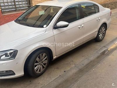 Usado VW Passat Alltrack 140 CV (102 kW) 2011 Blanco Familiar