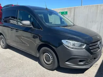 Käytetty Mercedes Citan 110 95 HP (69 kW) 2023 Musta Farmari