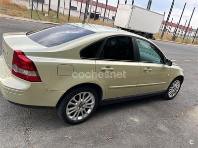 Volvo S40