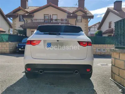 Usado Jaguar F-Pace Prestige 300 CV (220 kW) 2017 Blanco SUV