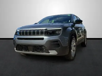 Nuevo Jeep Avenger EV Altitude 114 kW (156 CV) 2025 Gris SUV