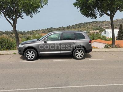Second-hand VW Touareg 225 CP (165 kW) 2006 Gri SUV