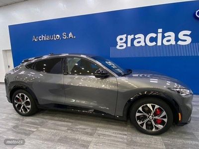 Usado Ford Mustang Premium 269 CV (197 kW) 2023 Gris / plateado Berlina