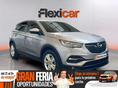 Käytetty Opel Grandland X Design Edition 130 HP (95 kW) 2018 Valkoinen Katumaasturi