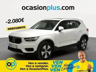Begagnad Volvo XC40 Inscription 163 HK (119 kW) 2021 Vit SUV