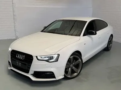 Usado Audi A5 Sportback S-Line 170 CV (125 kW) 2015 Blanco Utilitario