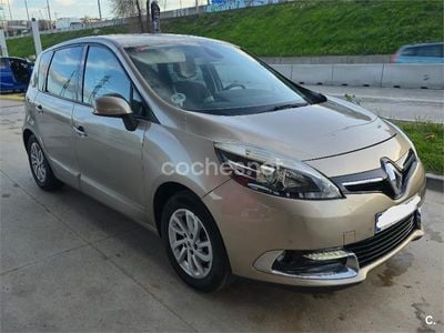 Usado Renault Scénic III Dynamique 110 CV (80 kW) 2014 Beige Monovolumen