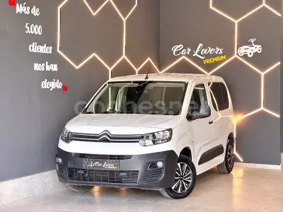 Usado Citroën Berlingo Live 102 CV (75 kW) 2019 Blanco Monovolumen