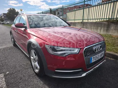 Usado Audi A6 Allroad 245 CV (180 kW) 2013 Granate Familiar