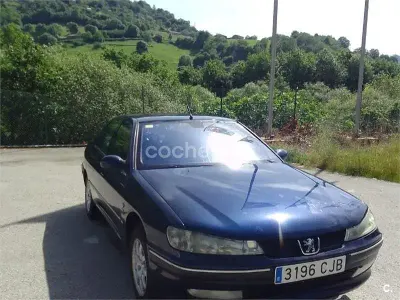 Usado Peugeot 406 90 CV (66 kW) 2003 Azul Berlina