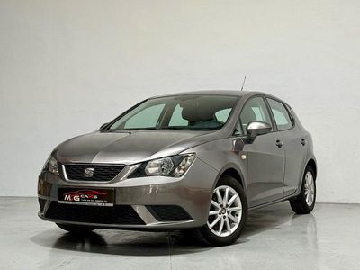 Usado Seat Ibiza Reference 95 CV (69 kW) 2016 Gris / plata Berlina