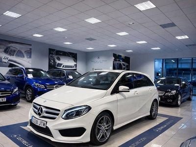 Usado Mercedes B200 AMG line 136 CV (100 kW) 2016 Blanco Monovolumen