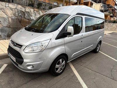 Usado Ford Tourneo Titanium 125 CV (91 kW) 2015 Gris / plata Monovolumen
