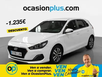 Usado Hyundai i30 116 CV (85 kW) 2020 Blanco Berlina