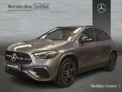 Usado Mercedes GLA250 218 CV (160 kW) 2023 Gris SUV