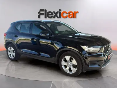 Usado Volvo XC40 150 CV (110 kW) 2020 Negro SUV