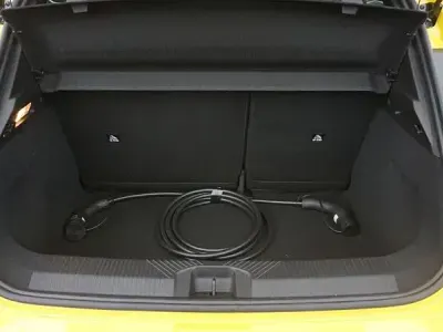 Nuevo Renault R5 Techno 88 kW (120 CV) 2025 Amarillo Utilitario