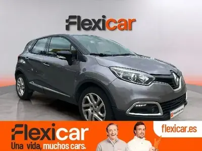 Usado Renault Captur Version S 120 CV (88 kW) 2017 Gris SUV