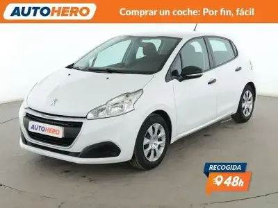Usado Peugeot 208 Access 82 CV (60 kW) 2017 Blanco Utilitario