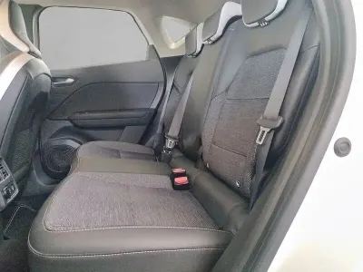 Usado Renault Captur Zen 115 CV (84 kW) 2020 Blanco SUV