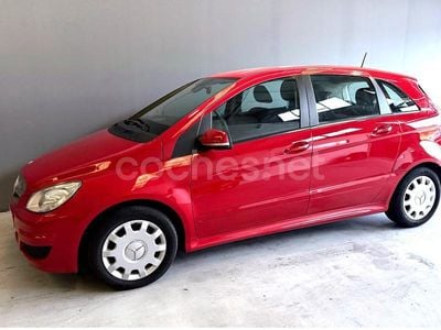 Mercedes B180