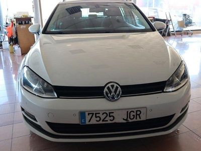 Usado VW Golf VII Advance 110 CV (80 kW) 2016 Blanco Familiar