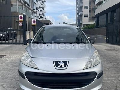 Gris / plata Usado 2007 Peugeot 207 Berlina | 3199 € (Precio justo)