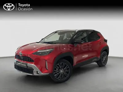 Usado Toyota Yaris Cross 116 CV (85 kW) 2022 Rojo SUV