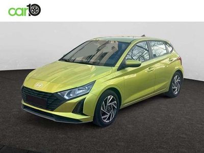 Usado Hyundai i20 84 CV (61 kW) 2024 Amarillo Utilitario