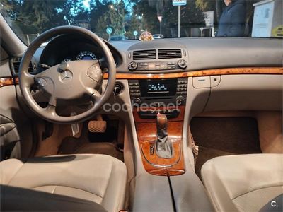 Mercedes E280