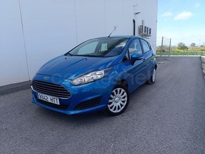 Usado Ford Fiesta Titanium 75 CV (55 kW) 2014 Azul Utilitario
