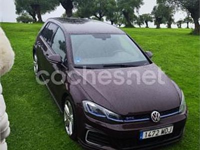 Usado VW Golf VII GTE 204 CV (150 kW) 2018 Granate Berlina