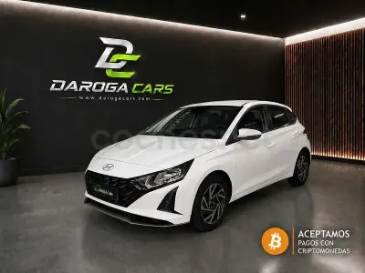 Usado Hyundai i20 100 CV (73 kW) 2023 Blanco Utilitario