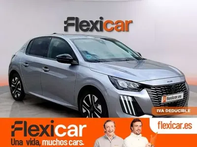Usado Peugeot 208 Allure 101 CV (74 kW) 2025 Gris Utilitario