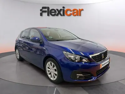 Usado Peugeot 308 Allure 131 CV (96 kW) 2018 Azul Berlina